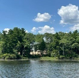 House in Foxborough, Massachusetts, United States 4 - 17374955