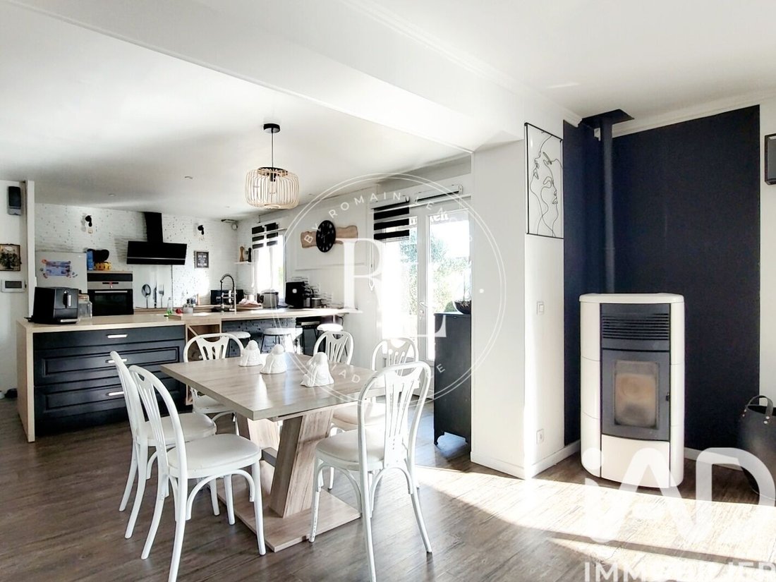 House in Blonville-sur-Mer, Normandy, France 2 - 17658596