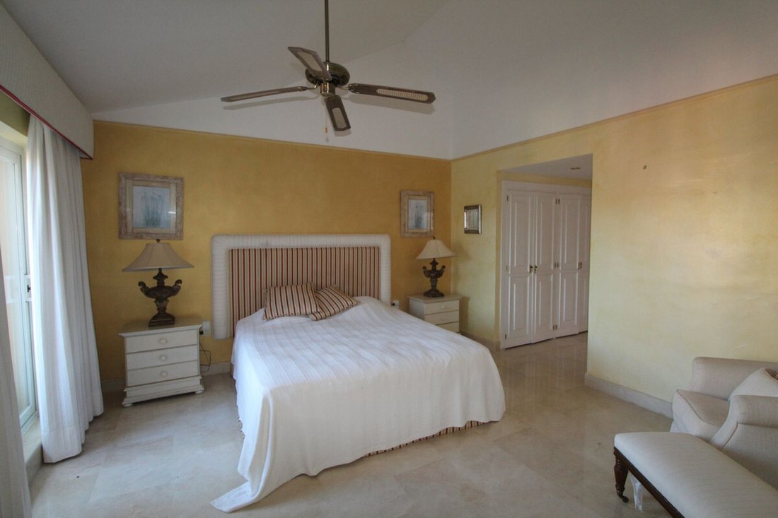 Penthouse in Sotogrande, San Roque, Andalusia 2 - 17559287