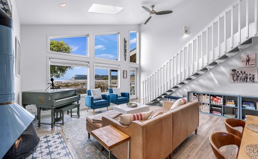 House in Clinton, Washington, United States 1