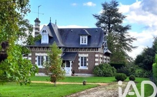 House in Guiscard, Hauts-de-France, France 1