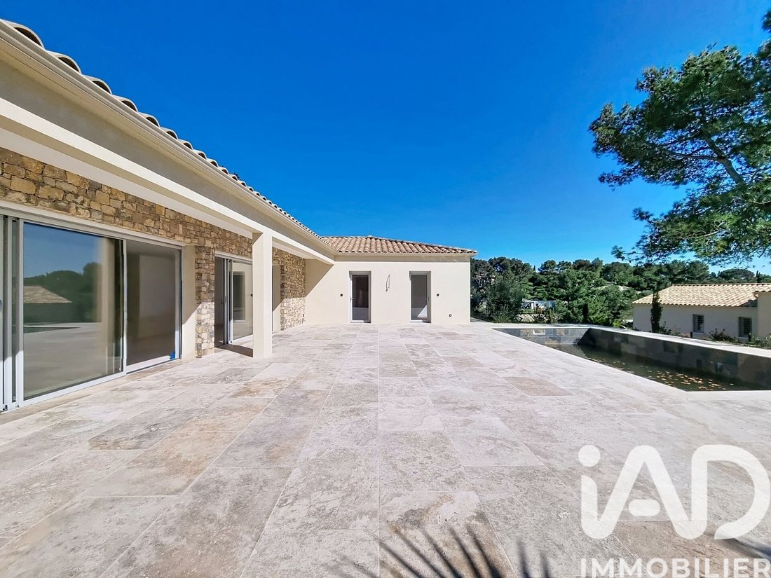 Maison à Nîmes, Occitanie, France 5 - 17658455