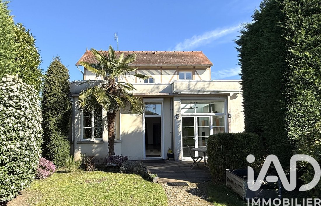 House in Compiegne, Hauts-de-France, France 1 - 17658660