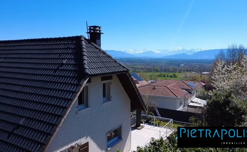 Casa a Crozet, Auvergne-Rodano-Alpi, Francia 1