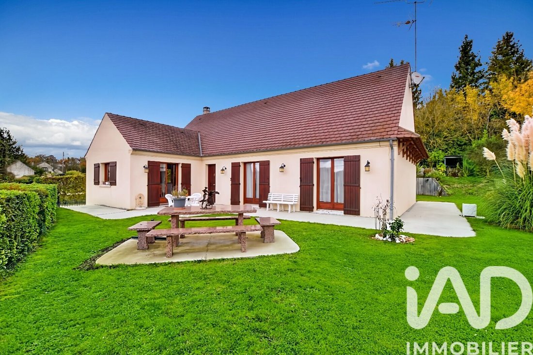 House in Crecy-la-Chapelle, Ile-de-France, France 1 - 17657793
