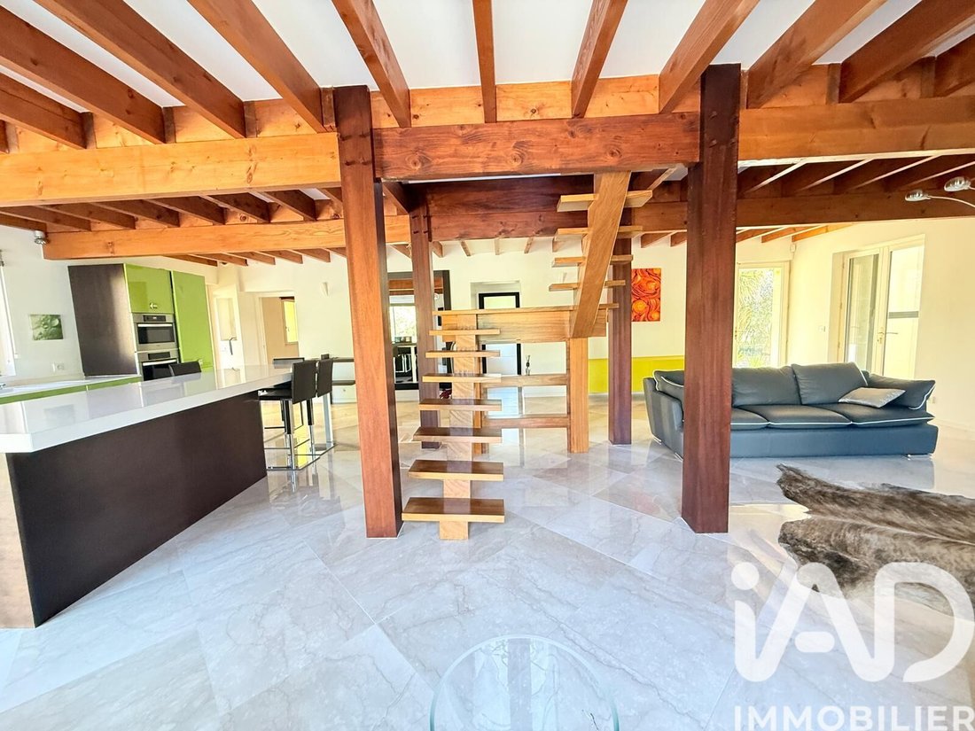 House in Saint-Martial-d'Artenset, Nouvelle-Aquitaine, France 4 - 17658341