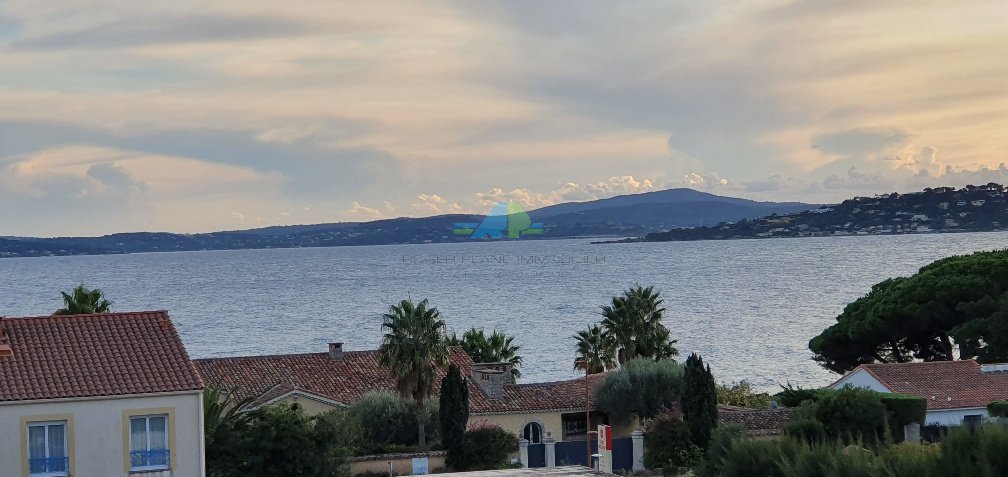 Appartamento a Les Issambres, Roquebrune-sur-Argens, Francia 1 - 17656030