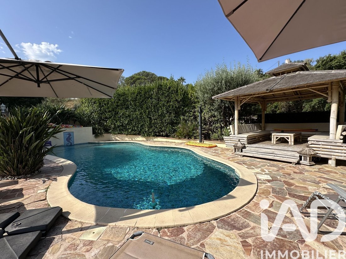 Appartement à Nartelle-Noyer-Bellevue-bd des Sardinaux, Sainte-Maxime, France 2 - 17657484