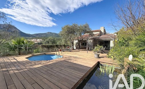 Casa en Tolón, Provenza-Alpes-Costa Azul, Francia 1