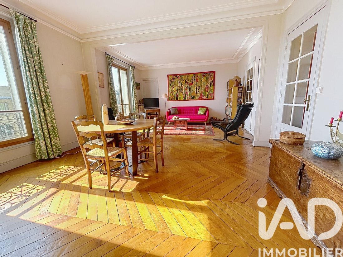 Apartment in Saint-Cloud, Ile-de-France, France 2 - 17658467