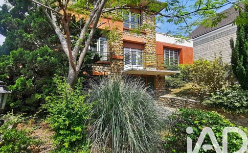 House in Le Fort, Rosny-sous-Bois, France 1
