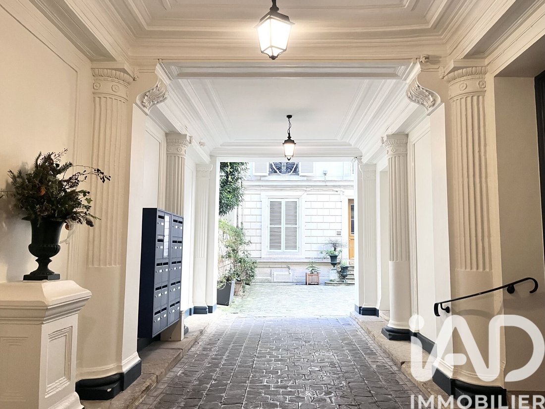 Apartment in Europe, Paris 8e Arrondissement, Paris 2 - 17658208