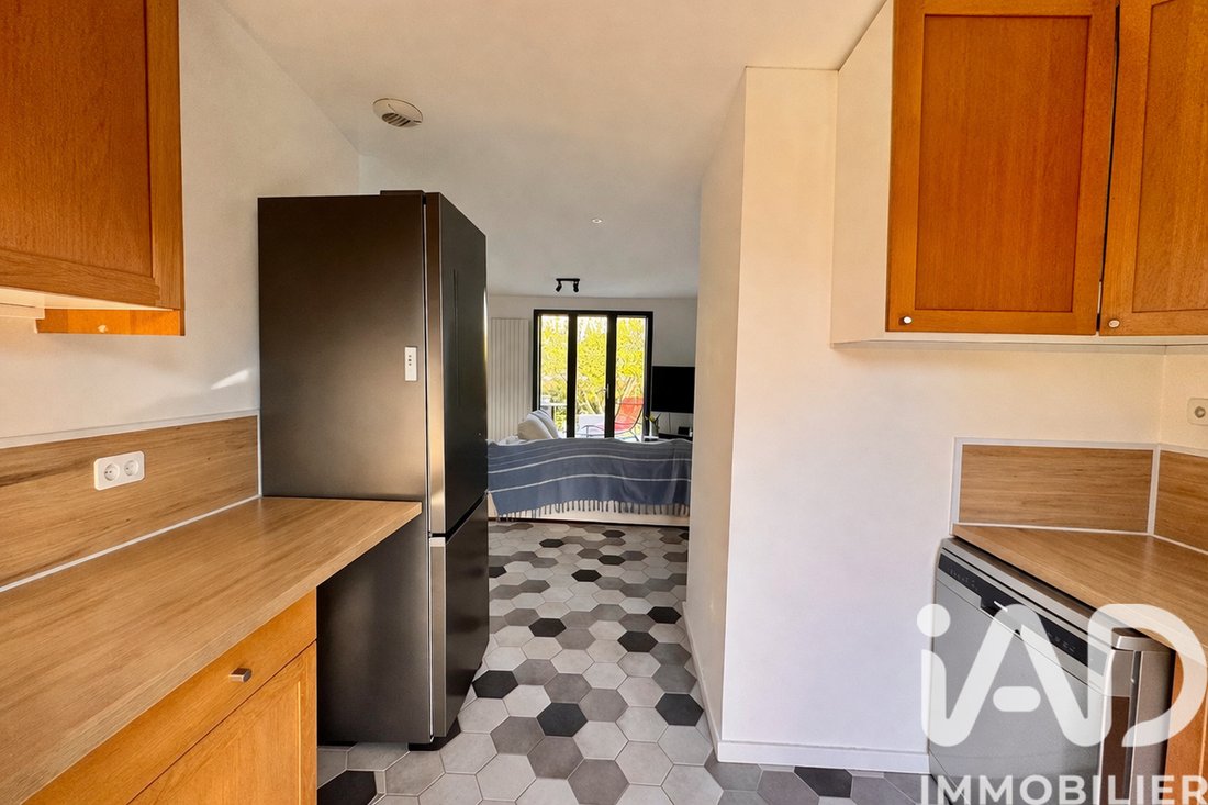 House in Chatou, Ile-de-France, France 3 - 17657308