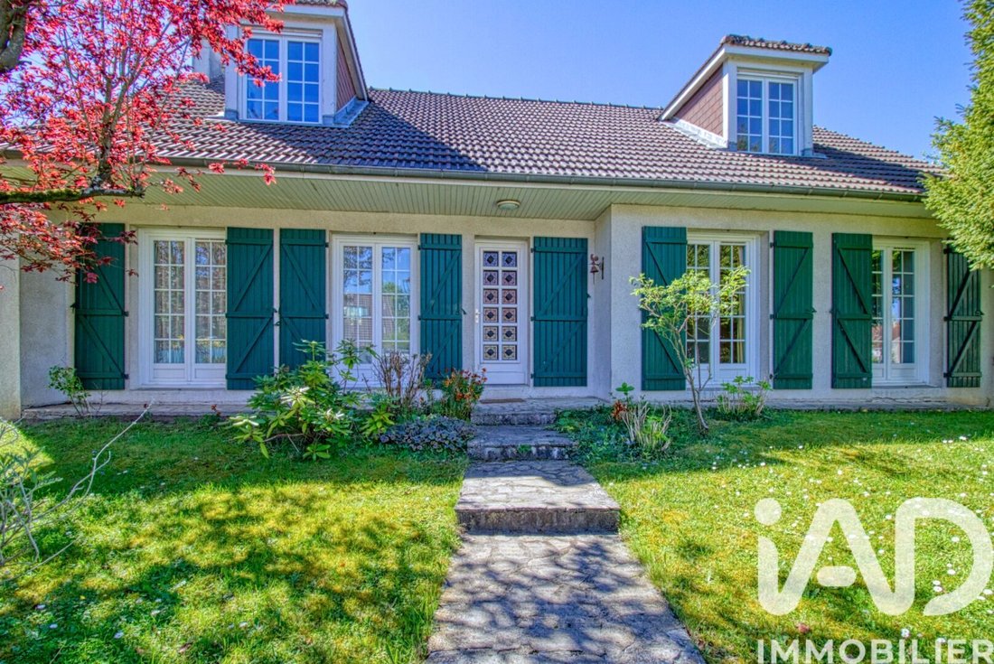 House in Lagny-sur-Marne, Ile-de-France, France 2 - 17658740