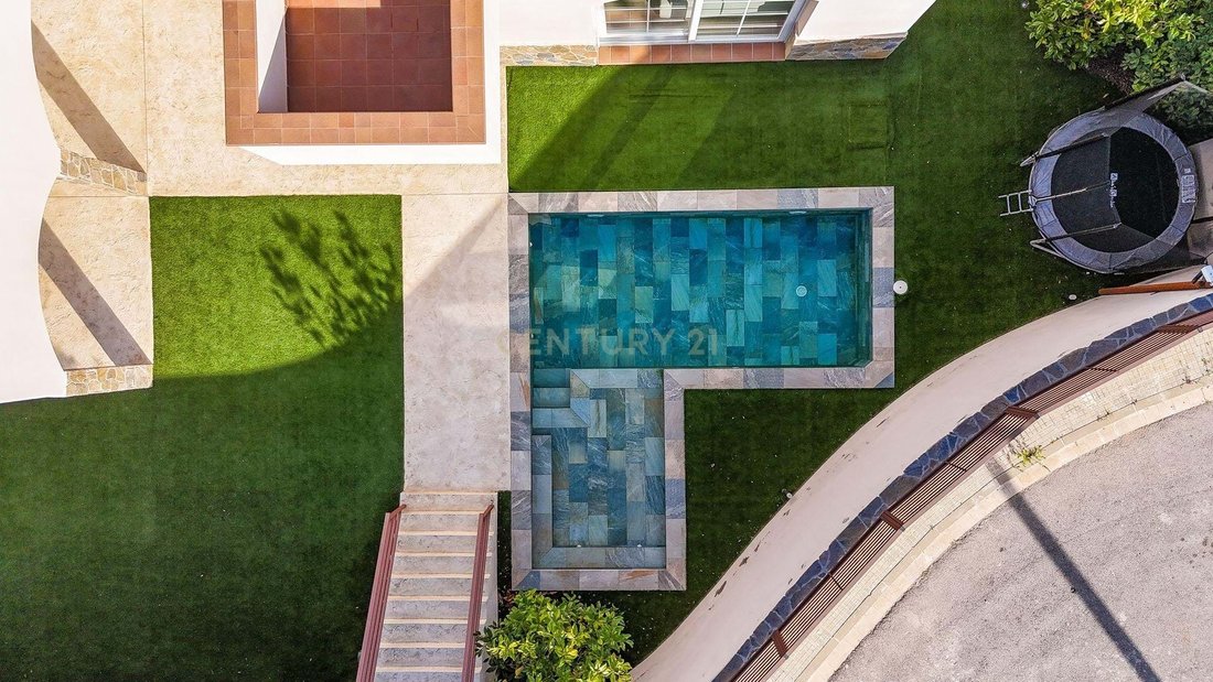 Villa in Torrelavit, Catalonia, Spain 4 - 16635318