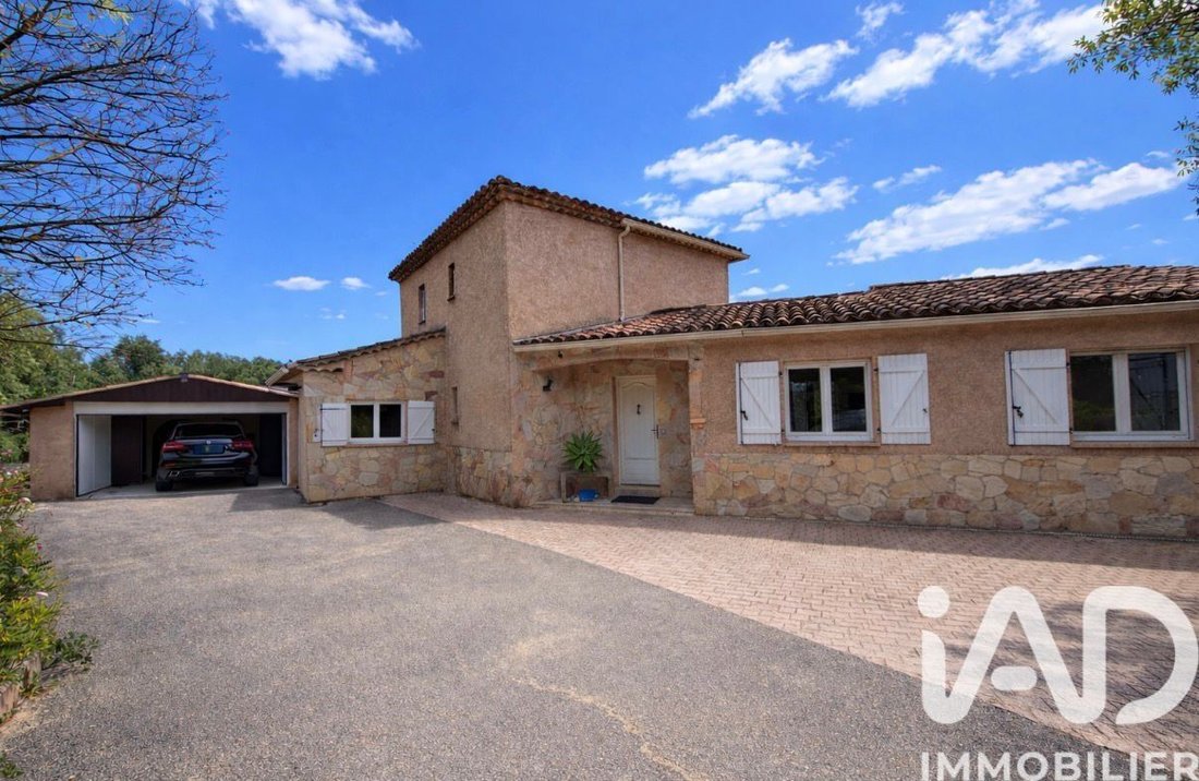 House in Le Plan-de-la-Tour, Provence-Alpes-Côte d'Azur, France 5 - 17658369