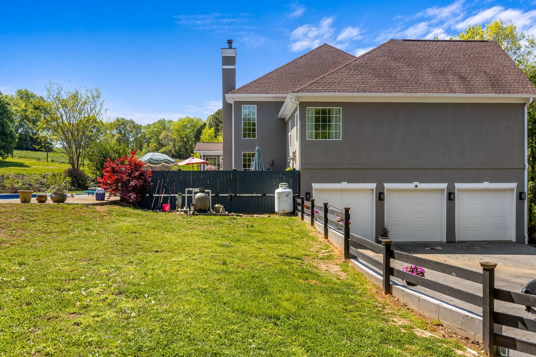 House in Calhoun, Georgia, United States 4 - 17659042