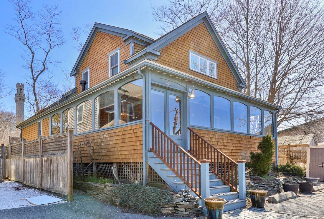 House in Provincetown, Massachusetts, United States 2 - 17657367