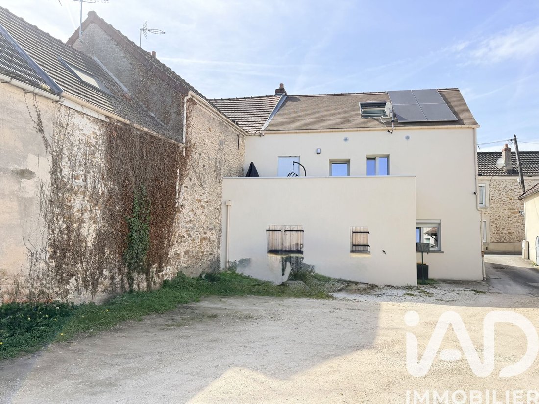 House in Vert-le-Petit, Ile-de-France, France 1 - 17657433