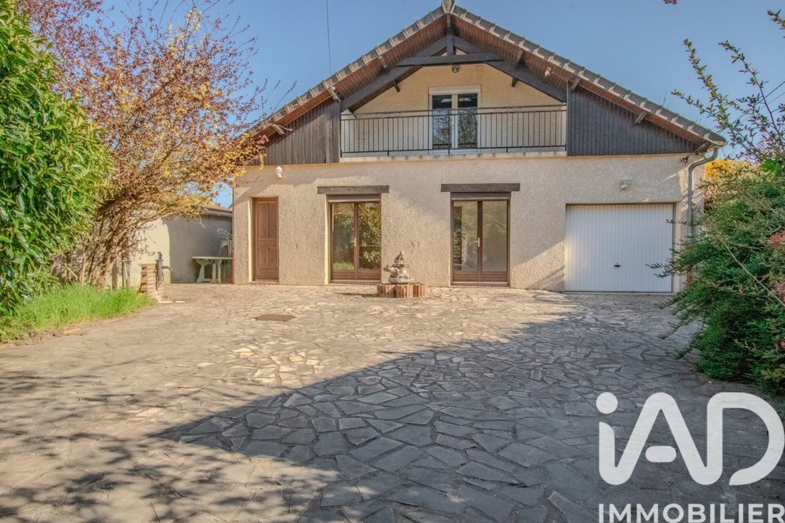House in Jouars-Pontchartrain, Ile-de-France, France 3 - 17658368