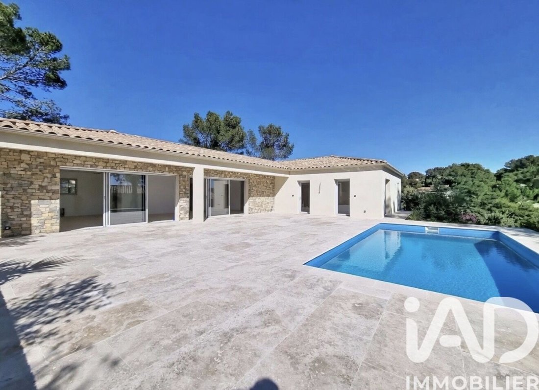 Maison à Nîmes, Occitanie, France 1 - 17658455