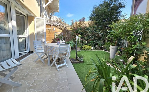 House in Aiguillon, Arcachon, France 1