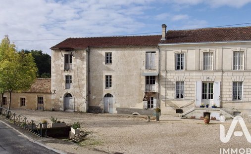 Haus in Marcillac, Val-de-Livenne, Frankreich 1