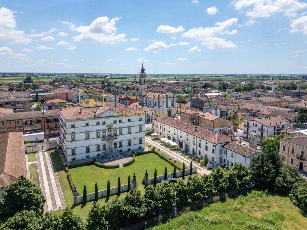 Villa in Mozzecane, Veneto, Italy 1 - 17656709