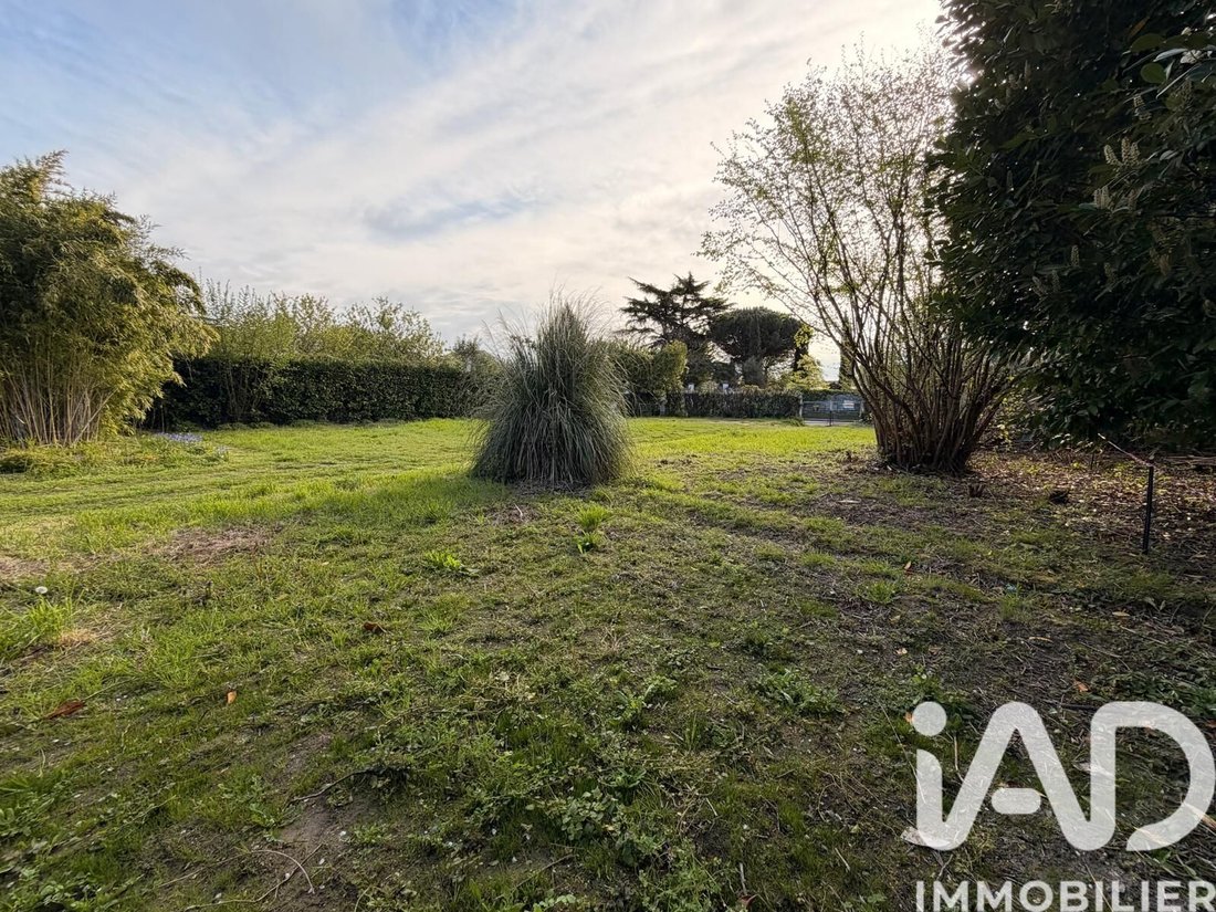 Land in Floirac, Nouvelle-Aquitaine, Frankreich 4 - 17657498