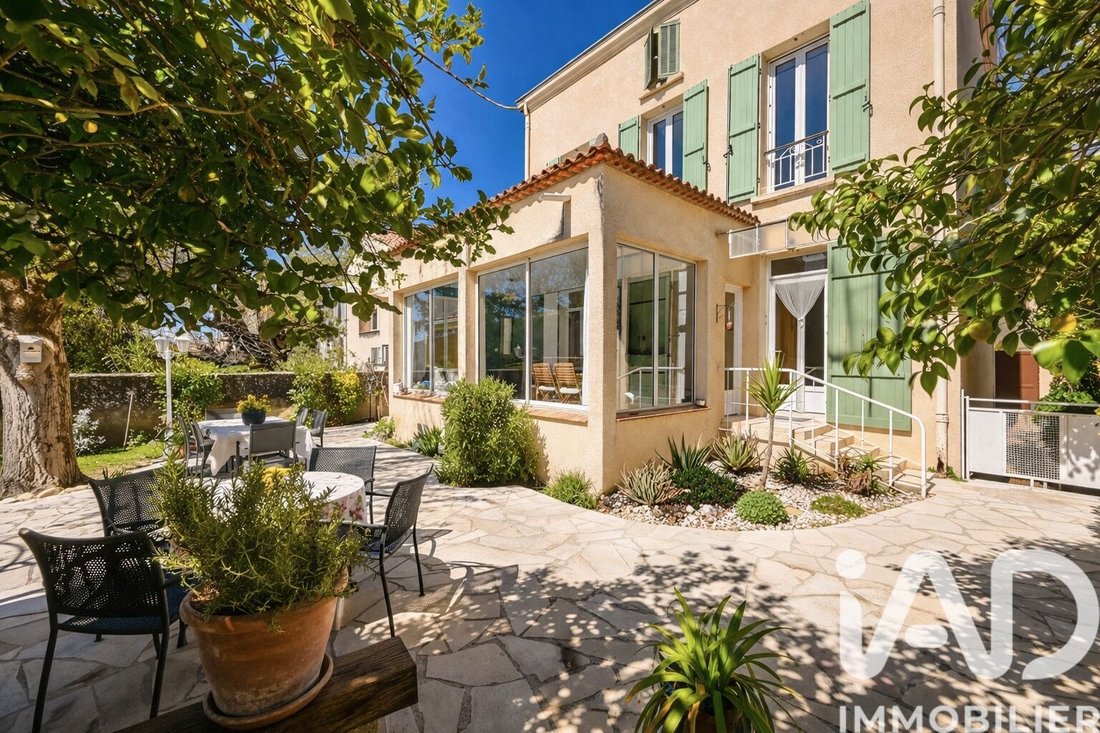 House in Saint-Zacharie, Provence-Alpes-Côte d'Azur, France 1 - 17657832