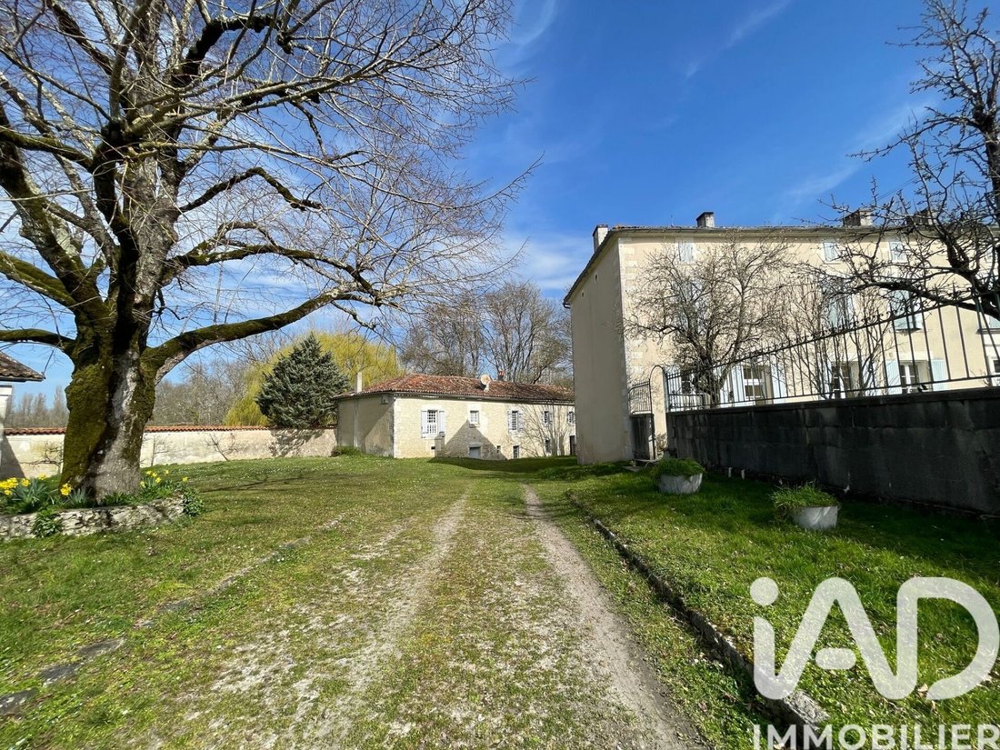 House in Lagarde-sur-le-Né, Nouvelle-Aquitaine, France 5 - 17657166
