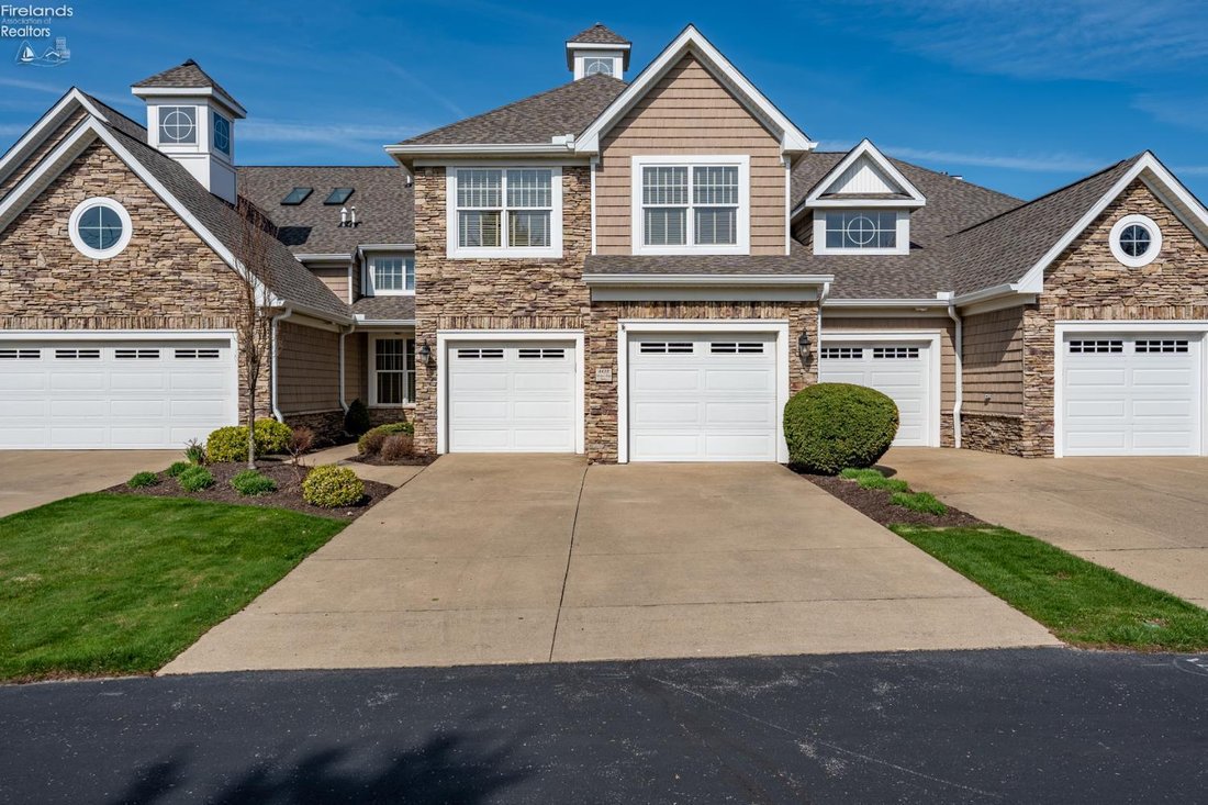 Condo in Port Clinton, Ohio, United States 1 - 17225867