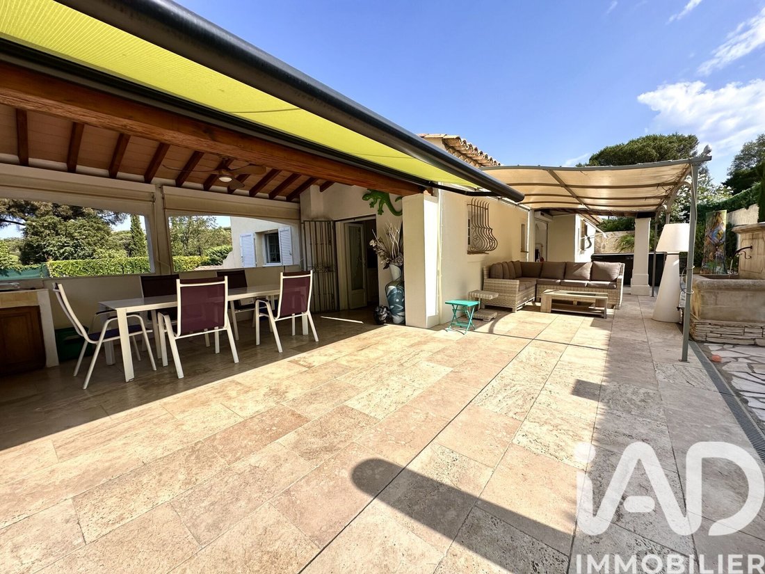 House in Ville-Les Saquedes-Le Bouillonnet, Sainte-Maxime, France 3 - 17657501