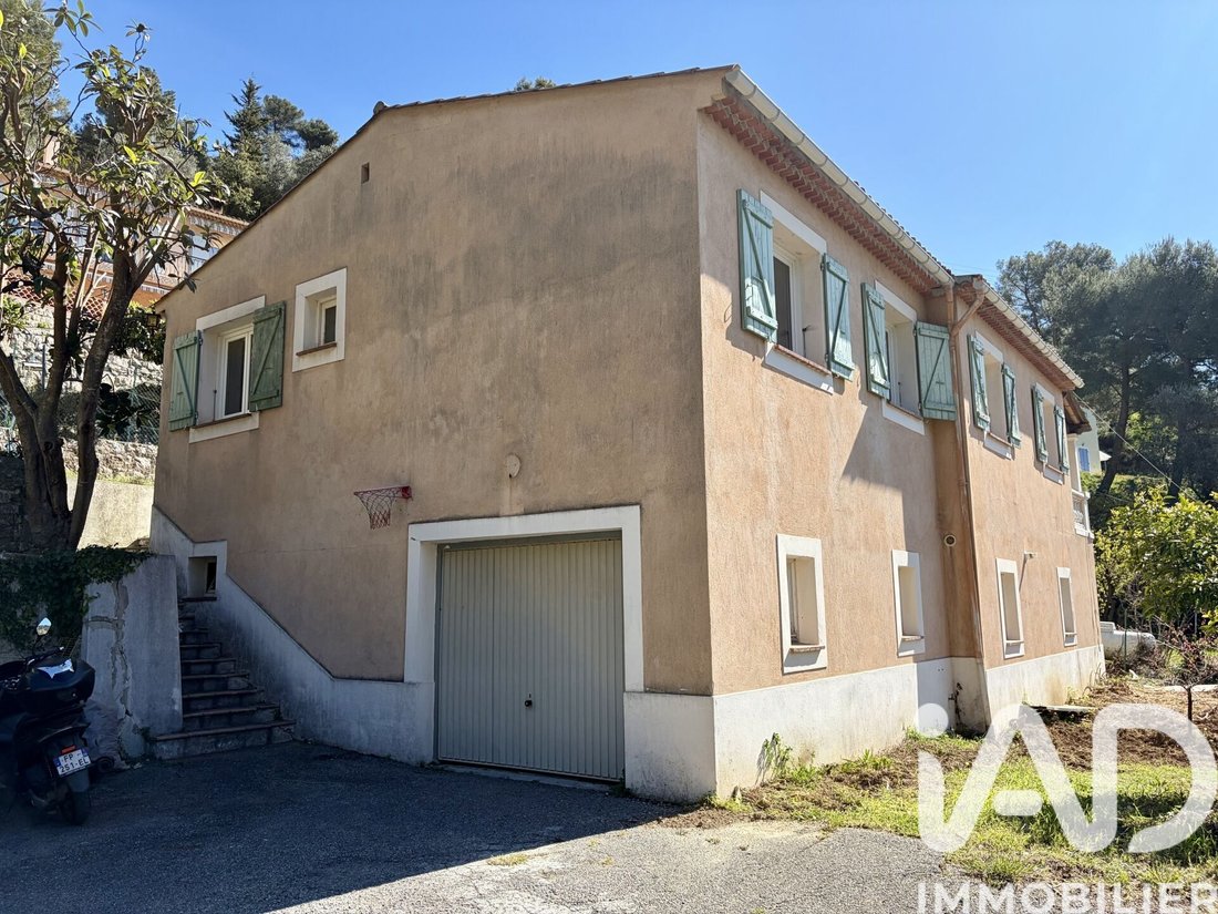 House in Falicon, Provence-Alpes-Côte d'Azur, France 4 - 17657594