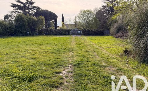 Land in Floirac, Nouvelle-Aquitaine, France 1
