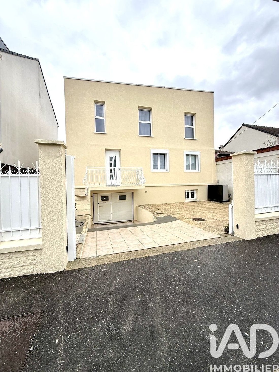 House in Maxime Vedy, Paray-Vieille-Poste, France 1 - 17657389