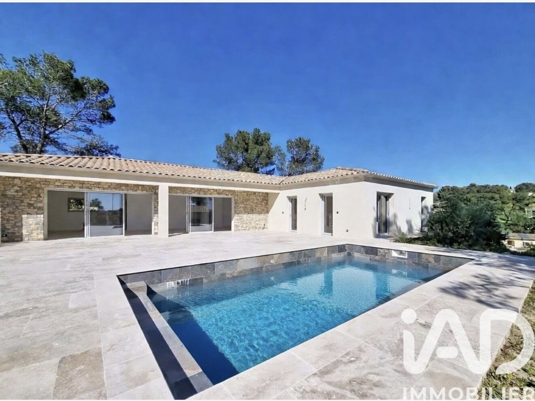 Maison à Nîmes, Occitanie, France 3 - 17658455