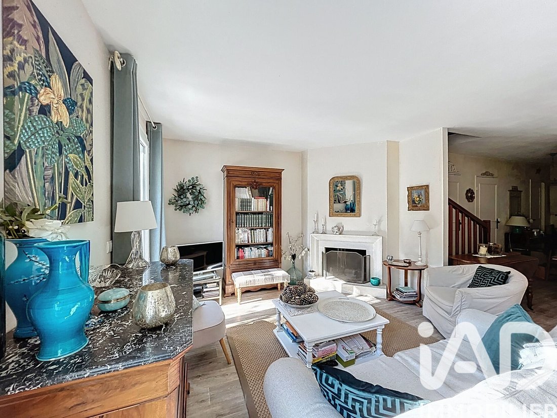 Casa en Saint-Germain-en-Laye, Isla de Francia, Francia 4 - 17658634