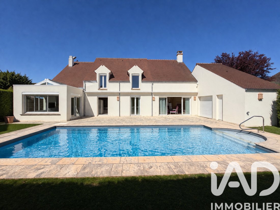 House in Servon, Ile-de-France, France 2 - 16716241