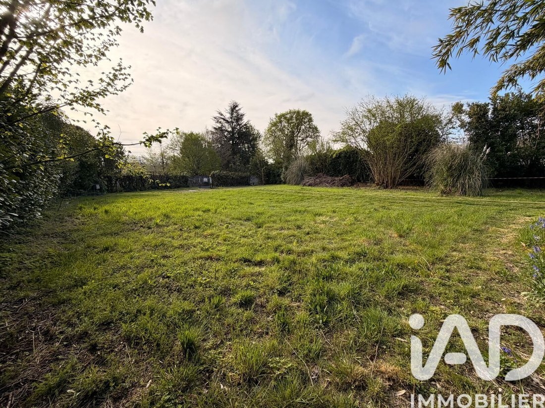 Land in Floirac, Nouvelle-Aquitaine, Frankreich 3 - 17657498