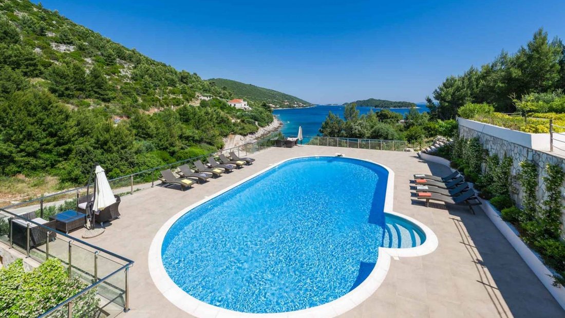Villa in Blato, Dubrovnik-Neretva County, Croatia 2 - 17660793