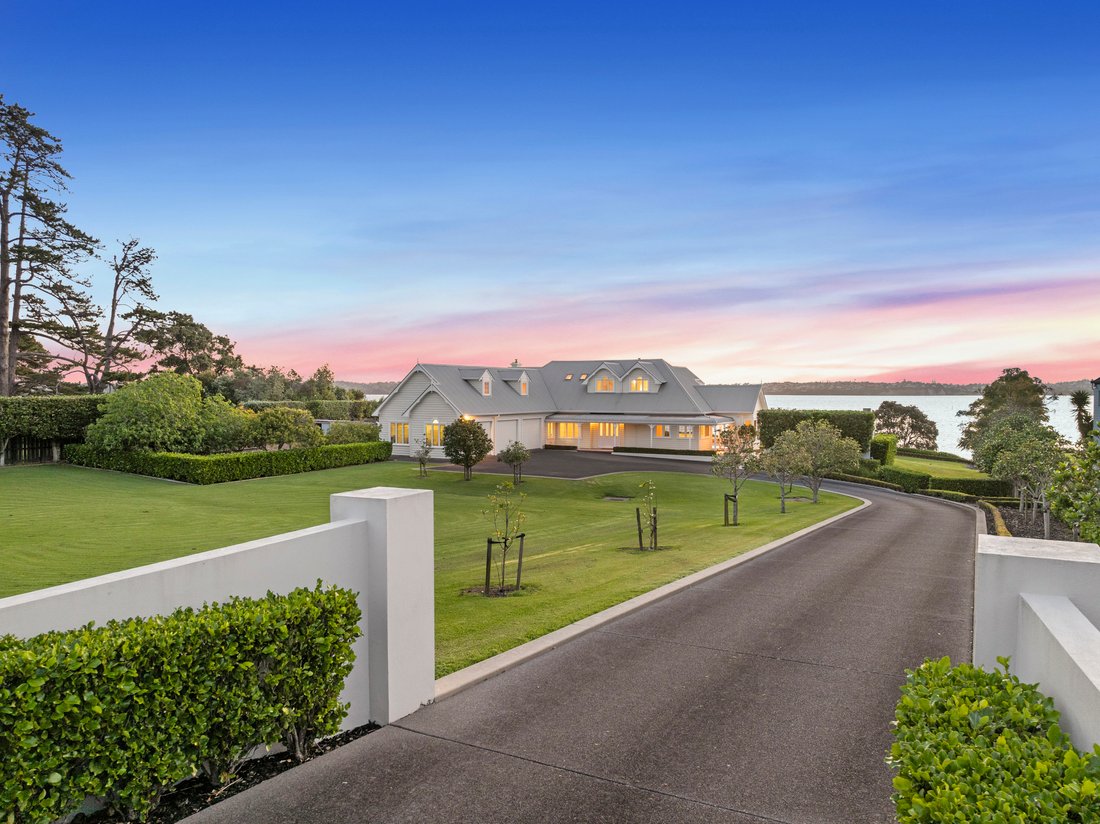 Estate in Beachlands, Auckland, New Zealand 1 - 17660333