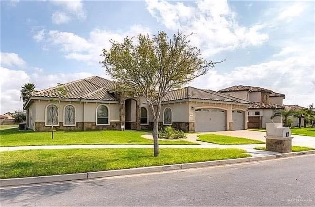 House in Elsa, Texas, United States 2 - 17660949