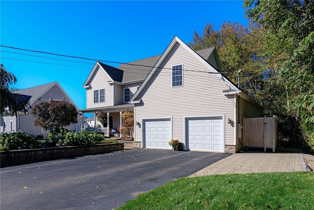 House in Westerly, Rhode Island, United States 2 - 17660939