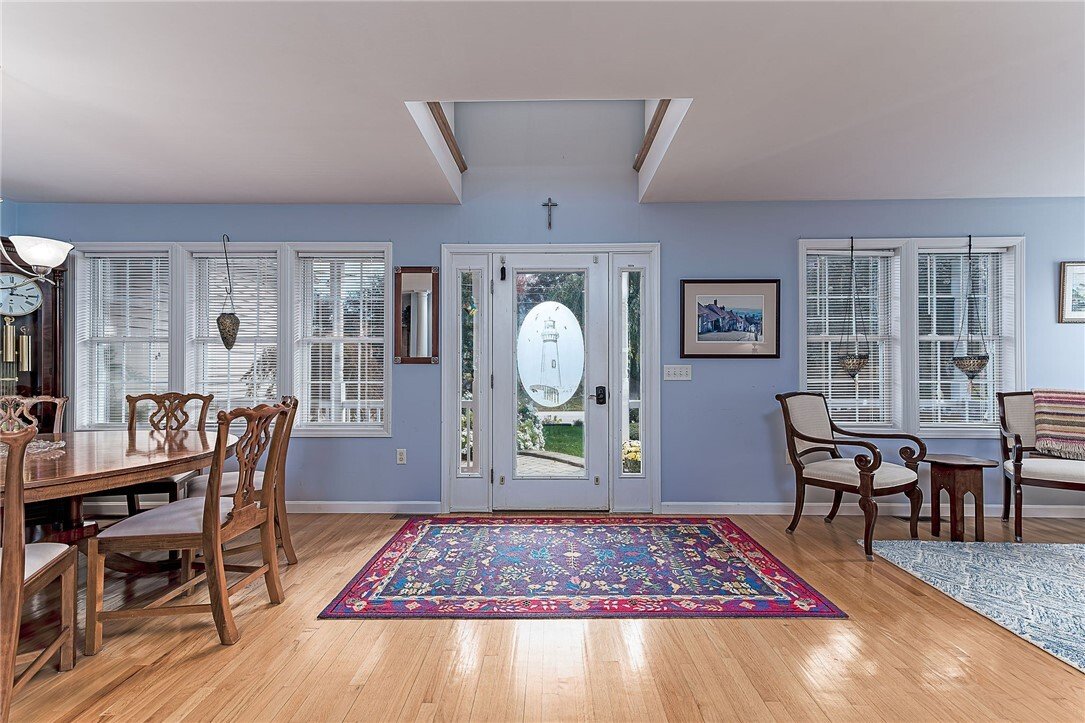 House in Westerly, Rhode Island, United States 4 - 17660939