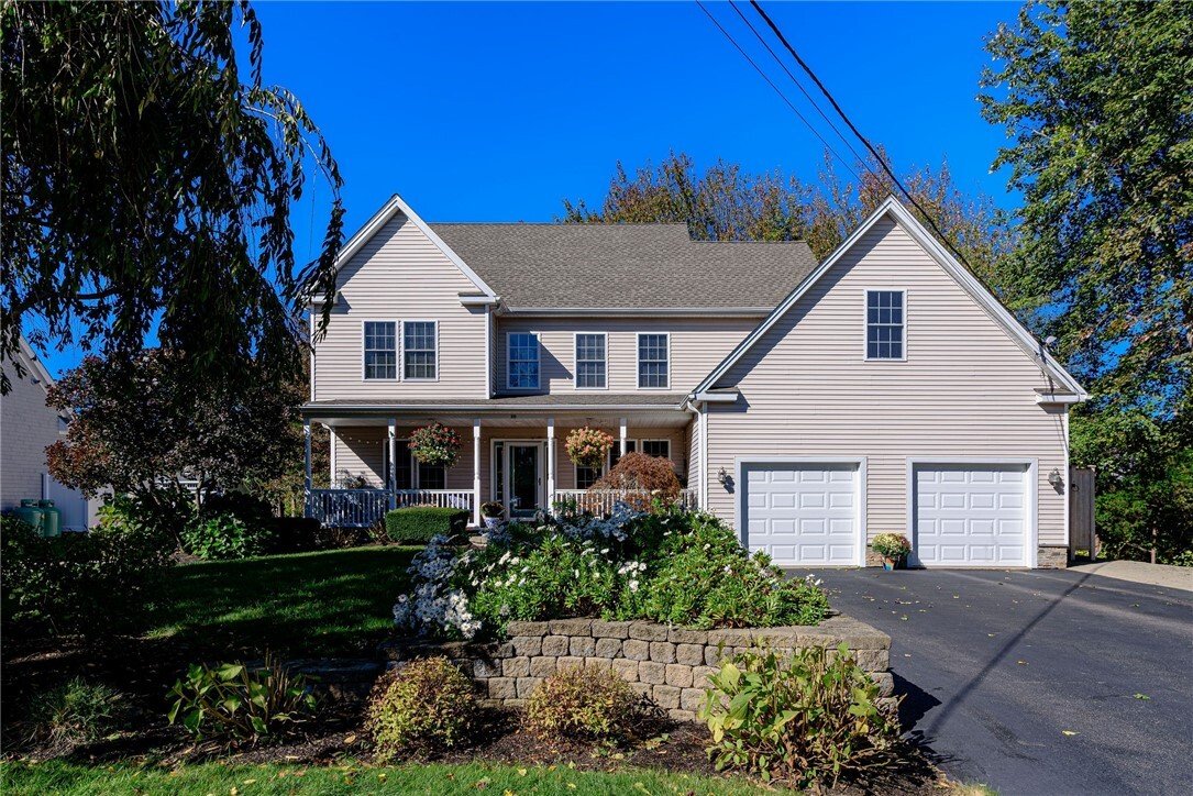 House in Westerly, Rhode Island, United States 1 - 17660939