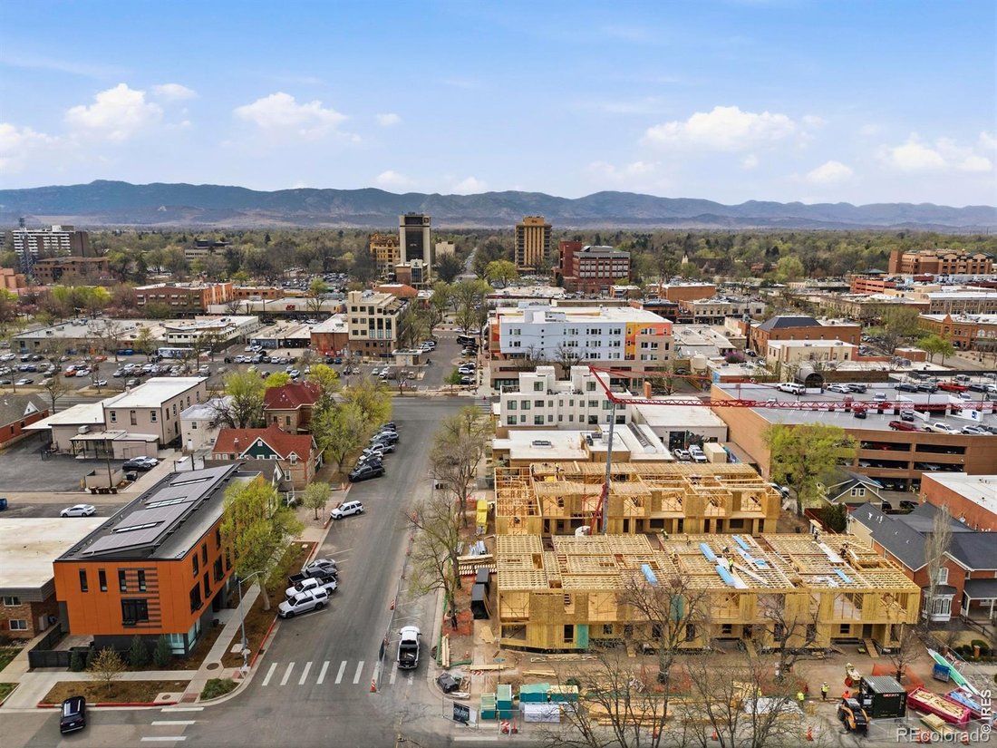 Townhouse in Fort Collins, Colorado, United States 3 - 17045189