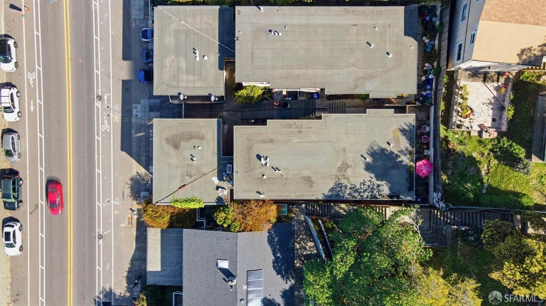 Oakland, California, United States 4 - 17660978