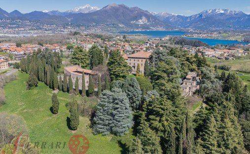 Castle in Monguzzo, Lombardy, Italy 1