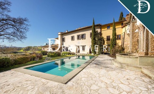 House in Two Roads - San Gaggio, Florence, Italy 1